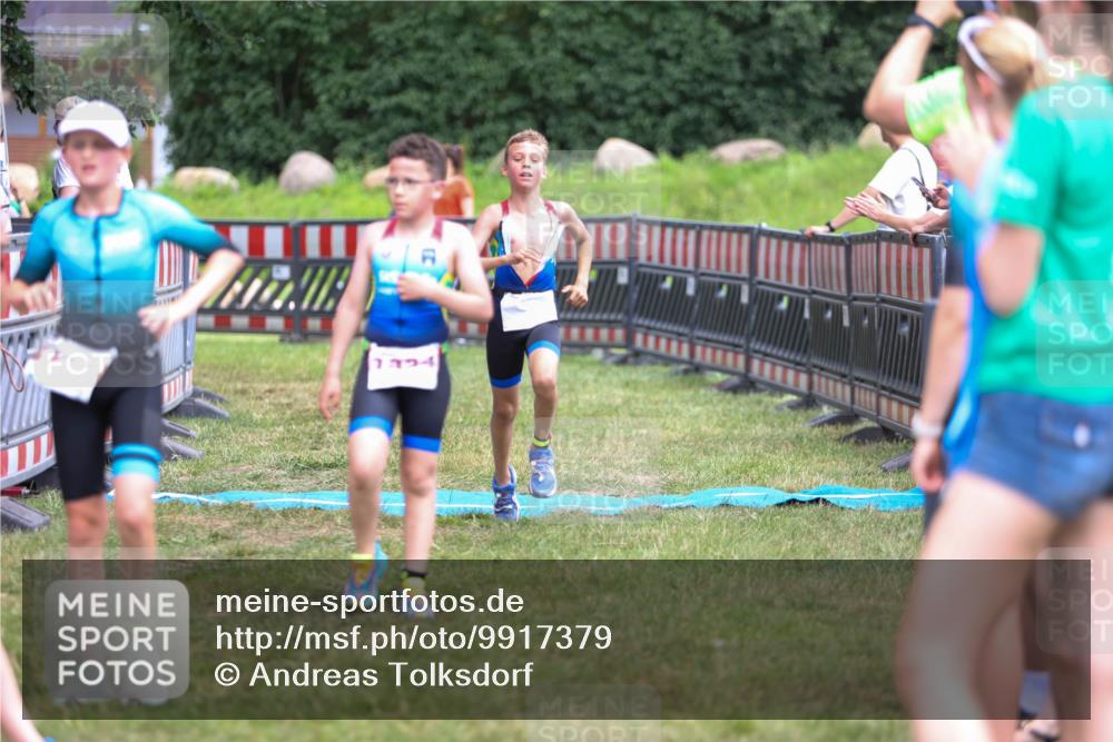 21.06.2026 - 29. Vierlanden-Triathlon Andreas Tolksdorf http://msf.ph/oto/9917379 21.06.2026 15:10:25 Ziel 1287, 1334 meine-sportfotos.de