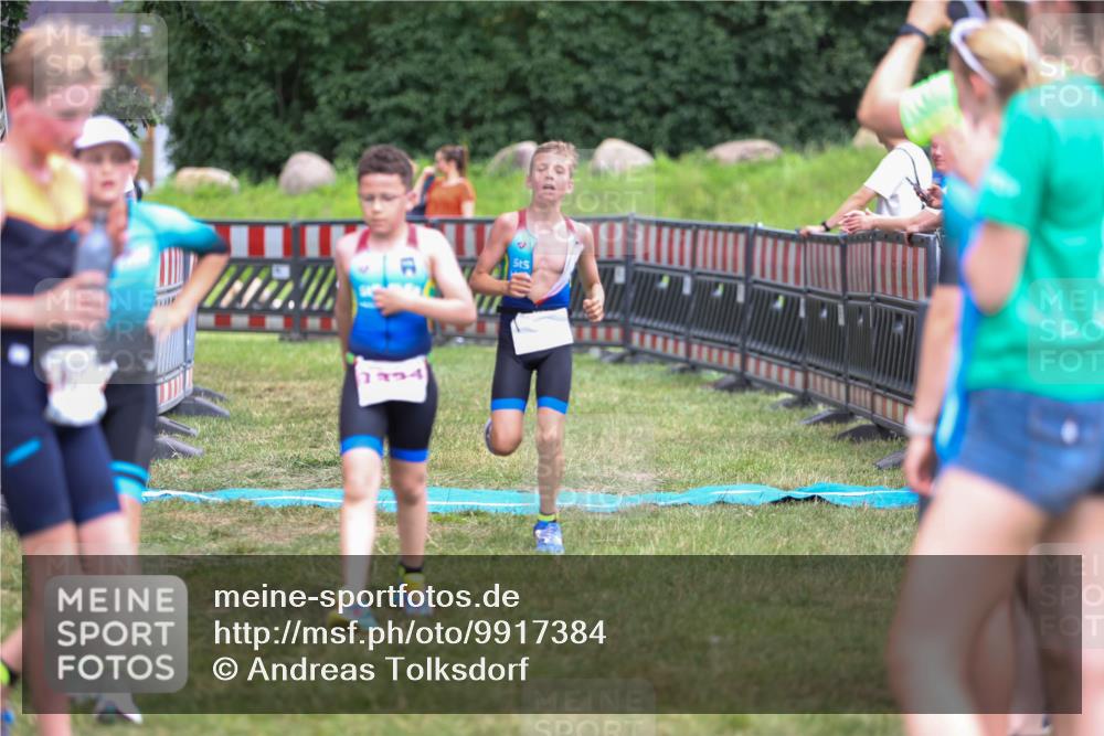 21.06.2026 - 29. Vierlanden-Triathlon Andreas Tolksdorf http://msf.ph/oto/9917384 21.06.2026 15:10:25 Ziel 1287, 1334 meine-sportfotos.de