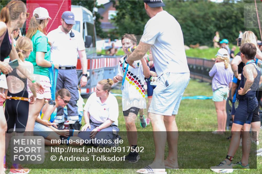 21.06.2026 - 29. Vierlanden-Triathlon Andreas Tolksdorf http://msf.ph/oto/9917502 21.06.2026 15:12:56 Ziel 1249, 1258, 1260, 1290, 1298, 1318 meine-sportfotos.de
