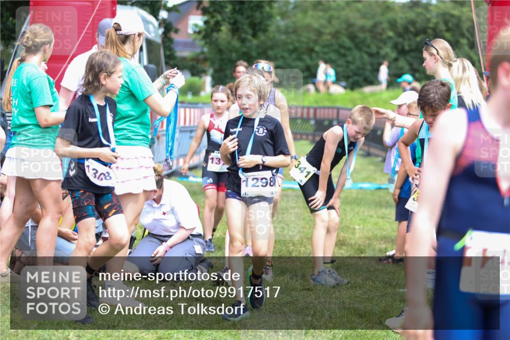 21.06.2026 - 29. Vierlanden-Triathlon Andreas Tolksdorf http://msf.ph/oto/9917517 21.06.2026 15:13:00 Ziel 1249, 1258, 1260, 1290, 1298, 1318 meine-sportfotos.de