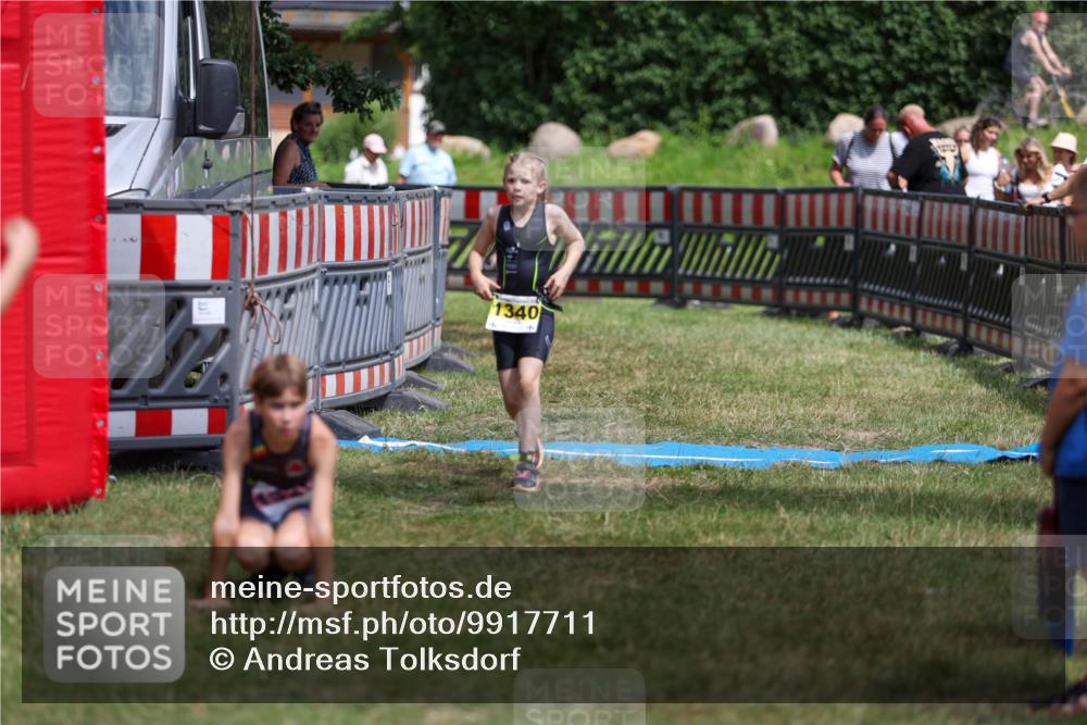 21.06.2026 - 29. Vierlanden-Triathlon Andreas Tolksdorf http://msf.ph/oto/9917711 21.06.2026 15:14:45 Ziel 1326, 1340 meine-sportfotos.de