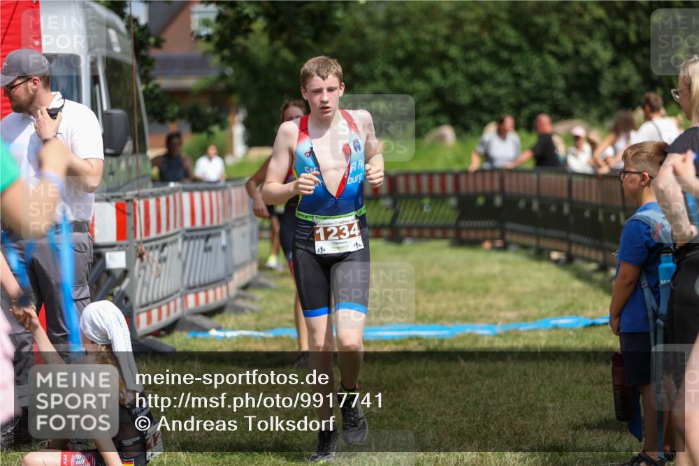 21.06.2026 - 29. Vierlanden-Triathlon Andreas Tolksdorf http://msf.ph/oto/9917741 21.06.2026 15:15:16 Ziel 1234, 1268, 1269, 1309 meine-sportfotos.de