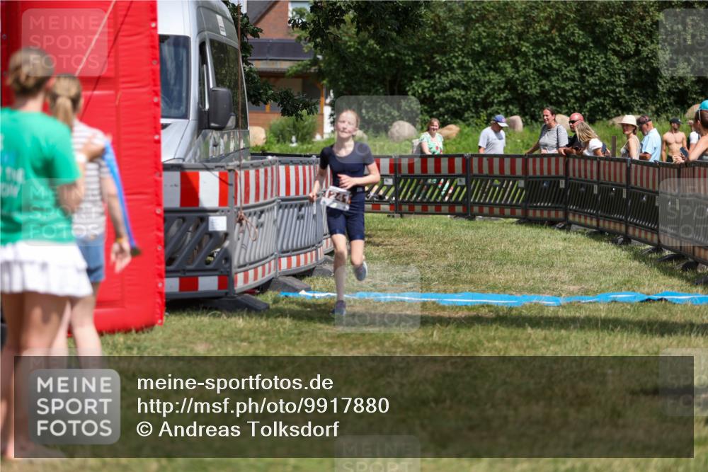 21.06.2026 - 29. Vierlanden-Triathlon Andreas Tolksdorf http://msf.ph/oto/9917880 21.06.2026 15:17:24 Ziel 1241, 1316 meine-sportfotos.de