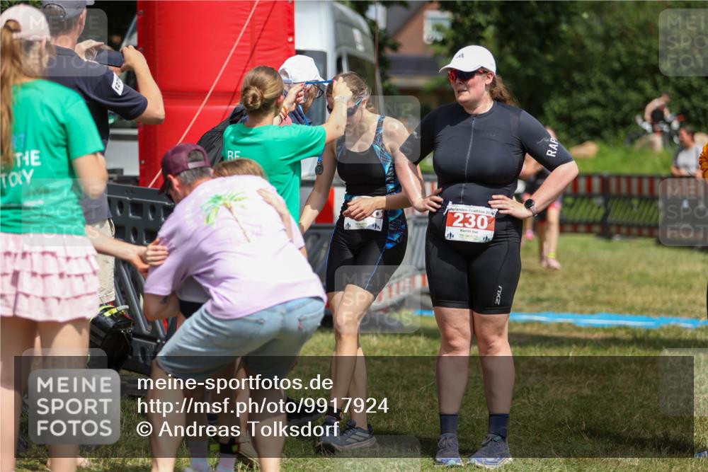 21.06.2026 - 29. Vierlanden-Triathlon Andreas Tolksdorf http://msf.ph/oto/9917924 21.06.2026 15:17:58 Ziel 1238, 1242, 1277, 1279, 1346 meine-sportfotos.de