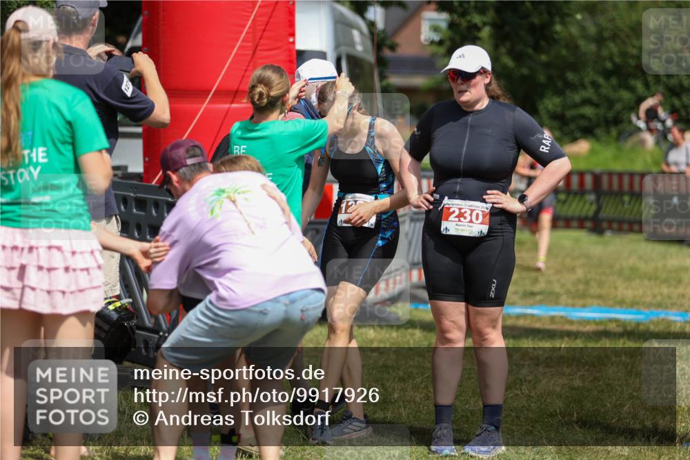 21.06.2026 - 29. Vierlanden-Triathlon Andreas Tolksdorf http://msf.ph/oto/9917926 21.06.2026 15:17:58 Ziel 1238, 1242, 1277, 1279, 1346 meine-sportfotos.de