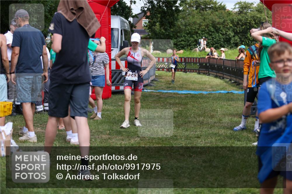 21.06.2026 - 29. Vierlanden-Triathlon Andreas Tolksdorf http://msf.ph/oto/9917975 21.06.2026 15:18:16 Ziel 1243, 1278 meine-sportfotos.de