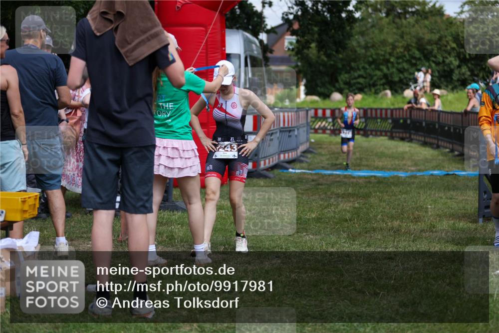 21.06.2026 - 29. Vierlanden-Triathlon Andreas Tolksdorf http://msf.ph/oto/9917981 21.06.2026 15:18:18 Ziel 1243, 1278 meine-sportfotos.de