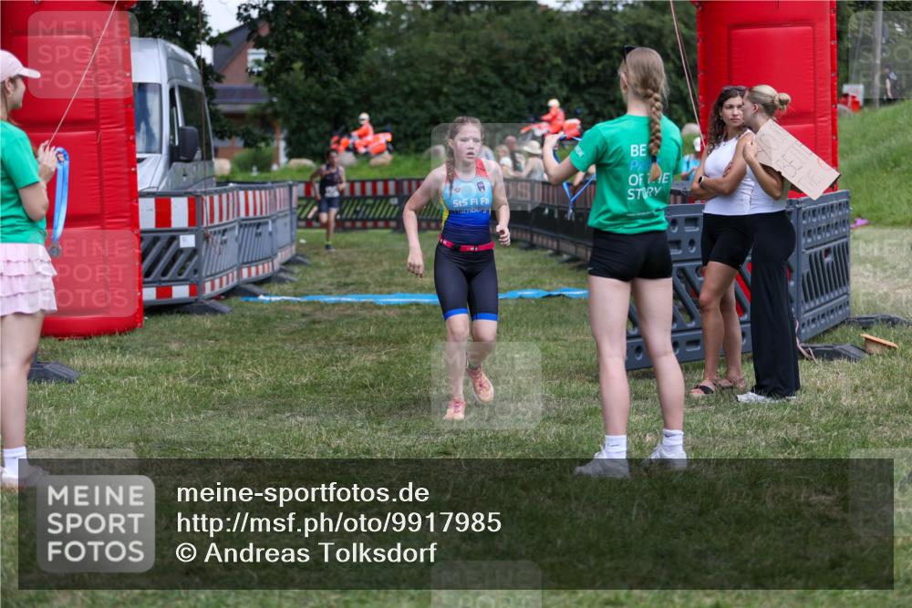 21.06.2026 - 29. Vierlanden-Triathlon Andreas Tolksdorf http://msf.ph/oto/9917985 21.06.2026 15:19:04 Ziel 1259, 1292 meine-sportfotos.de