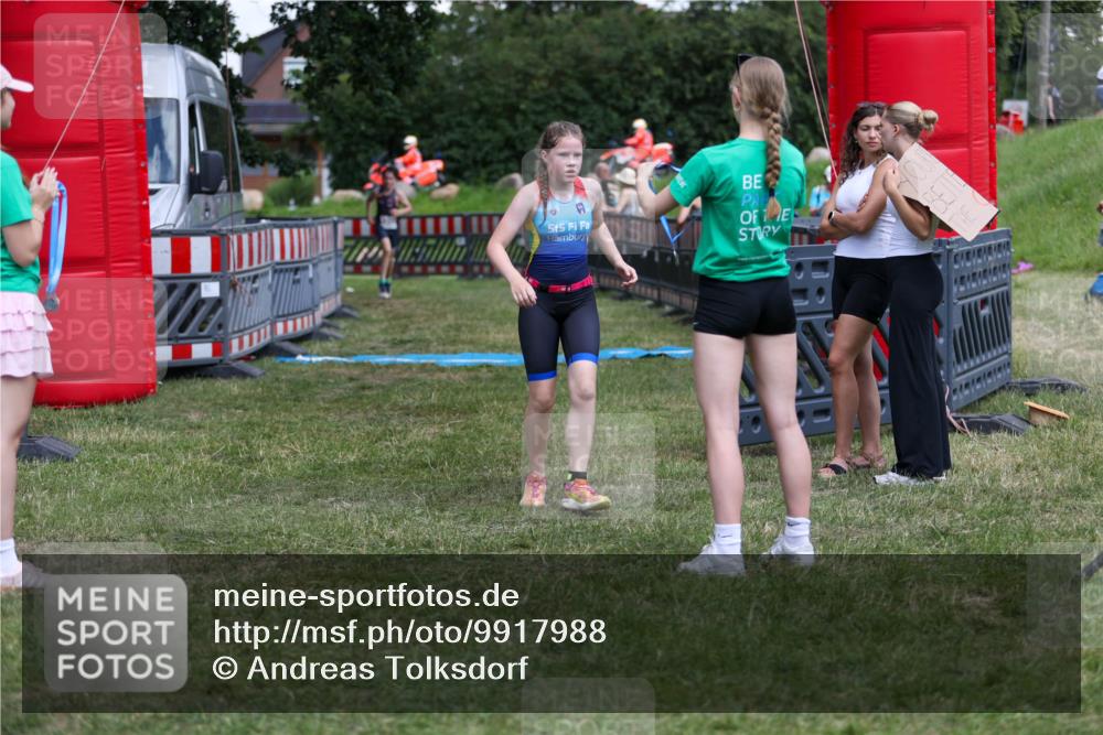 21.06.2026 - 29. Vierlanden-Triathlon Andreas Tolksdorf http://msf.ph/oto/9917988 21.06.2026 15:19:04 Ziel 1259, 1292 meine-sportfotos.de