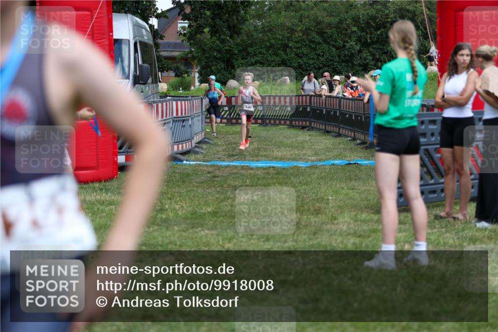 21.06.2026 - 29. Vierlanden-Triathlon Andreas Tolksdorf http://msf.ph/oto/9918008 21.06.2026 15:19:18 Ziel 1237, 1270 meine-sportfotos.de
