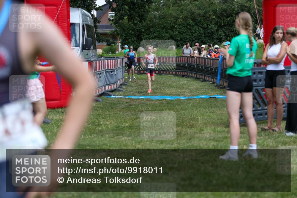 21.06.2026 - 29. Vierlanden-Triathlon Andreas Tolksdorf http://msf.ph/oto/9918011 21.06.2026 15:19:18 Ziel 1237, 1270 meine-sportfotos.de