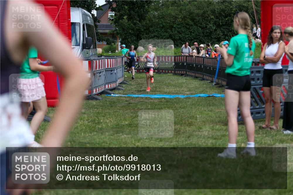 21.06.2026 - 29. Vierlanden-Triathlon Andreas Tolksdorf http://msf.ph/oto/9918013 21.06.2026 15:19:19 Ziel 1237, 1270 meine-sportfotos.de