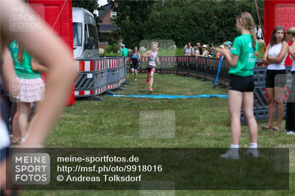 21.06.2026 - 29. Vierlanden-Triathlon Andreas Tolksdorf http://msf.ph/oto/9918016 21.06.2026 15:19:19 Ziel 1237, 1270 meine-sportfotos.de