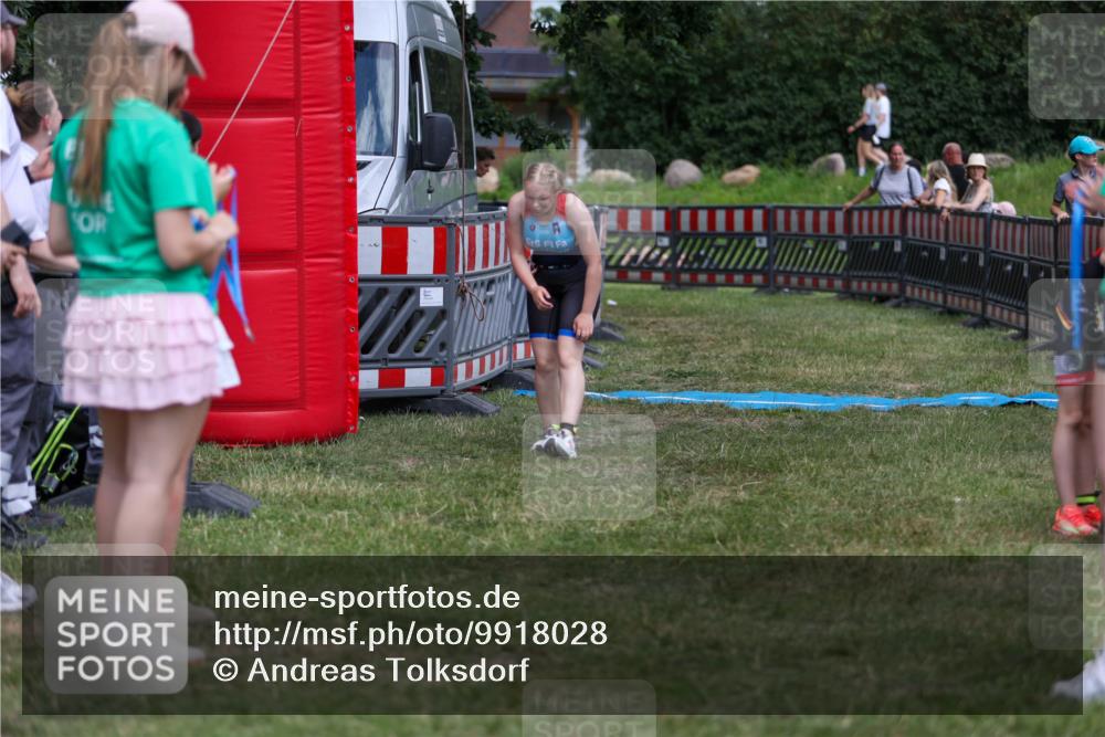 21.06.2026 - 29. Vierlanden-Triathlon Andreas Tolksdorf http://msf.ph/oto/9918028 21.06.2026 15:19:24 Ziel 1237, 1270 meine-sportfotos.de