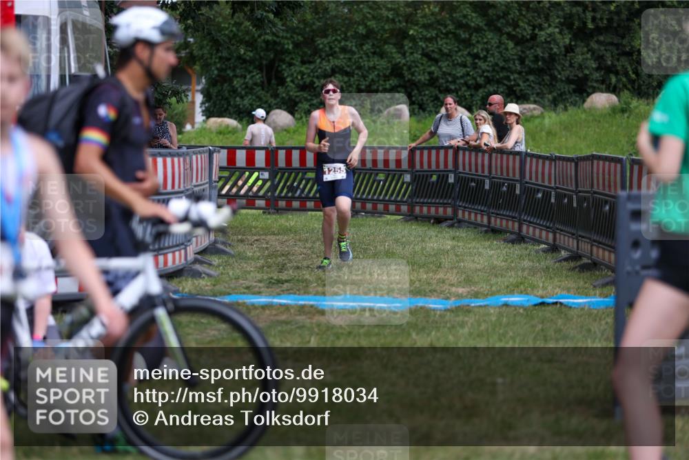 21.06.2026 - 29. Vierlanden-Triathlon Andreas Tolksdorf http://msf.ph/oto/9918034 21.06.2026 15:19:43 Ziel 1255 meine-sportfotos.de