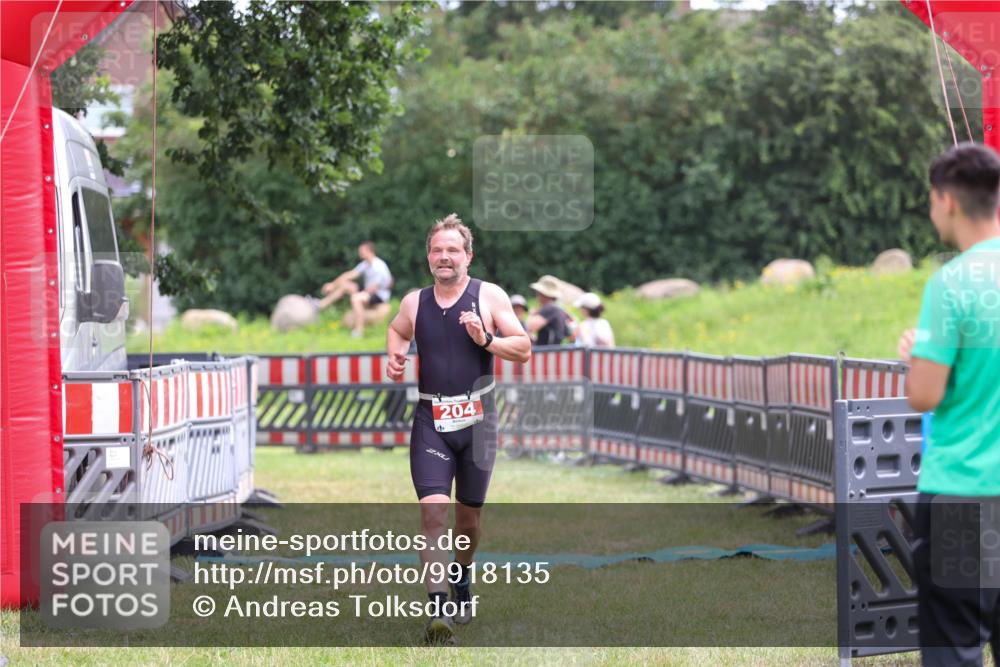 21.06.2026 - 29. Vierlanden-Triathlon Andreas Tolksdorf http://msf.ph/oto/9918135 21.06.2026 11:47:54 Ziel 204 meine-sportfotos.de
