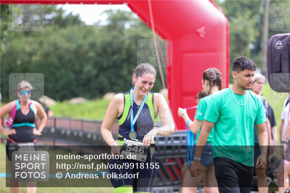 21.06.2026 - 29. Vierlanden-Triathlon Andreas Tolksdorf http://msf.ph/oto/9918155 21.06.2026 11:48:33 Ziel 565 meine-sportfotos.de