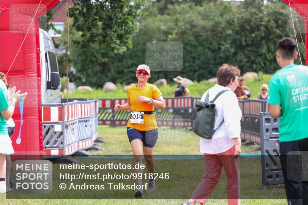 21.06.2026 - 29. Vierlanden-Triathlon Andreas Tolksdorf http://msf.ph/oto/9918246 21.06.2026 11:51:18 Ziel 505, 534, 612 meine-sportfotos.de