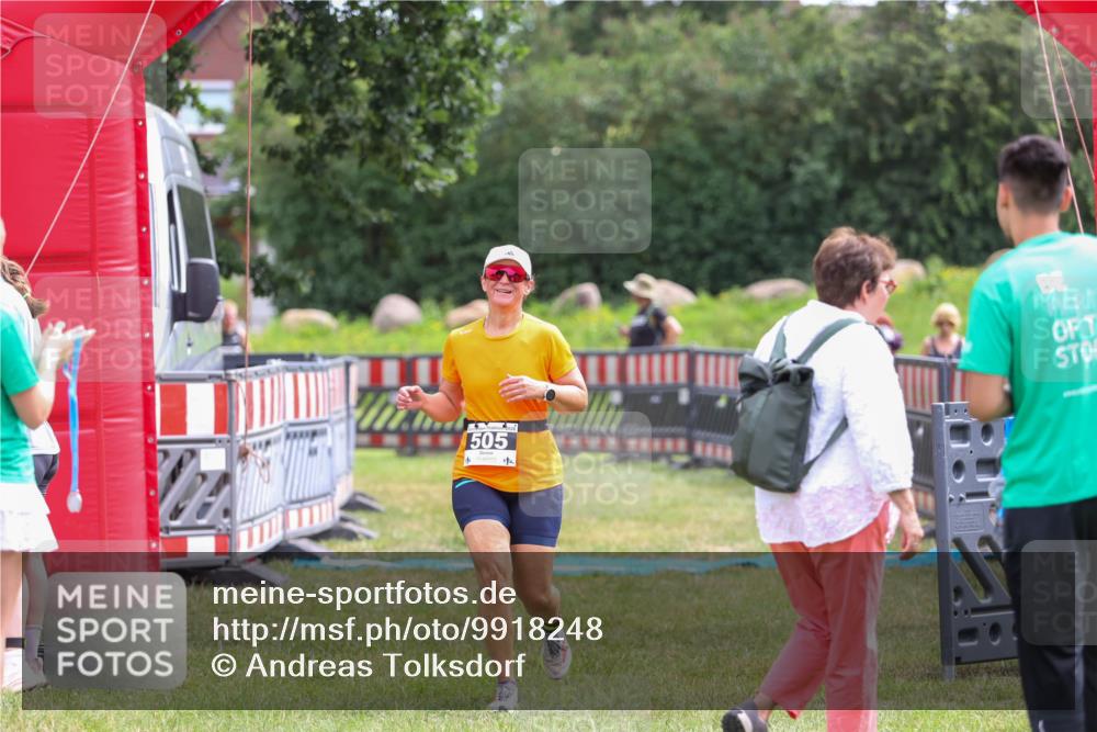 21.06.2026 - 29. Vierlanden-Triathlon Andreas Tolksdorf http://msf.ph/oto/9918248 21.06.2026 11:51:18 Ziel 505, 534, 612 meine-sportfotos.de