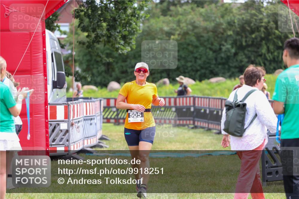 21.06.2026 - 29. Vierlanden-Triathlon Andreas Tolksdorf http://msf.ph/oto/9918251 21.06.2026 11:51:19 Ziel 505, 534, 612 meine-sportfotos.de