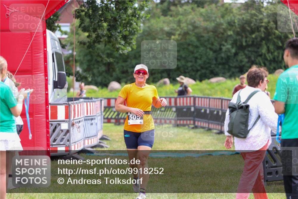 21.06.2026 - 29. Vierlanden-Triathlon Andreas Tolksdorf http://msf.ph/oto/9918252 21.06.2026 11:51:19 Ziel 505, 534, 612 meine-sportfotos.de