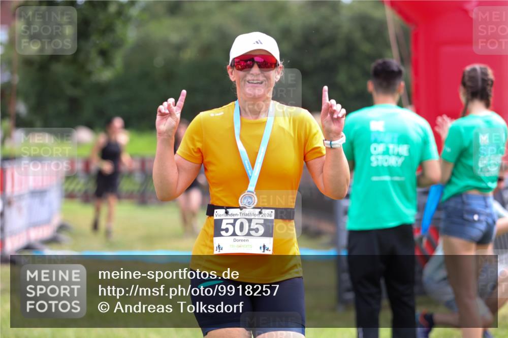 21.06.2026 - 29. Vierlanden-Triathlon Andreas Tolksdorf http://msf.ph/oto/9918257 21.06.2026 11:51:25 Ziel 534, 612 meine-sportfotos.de