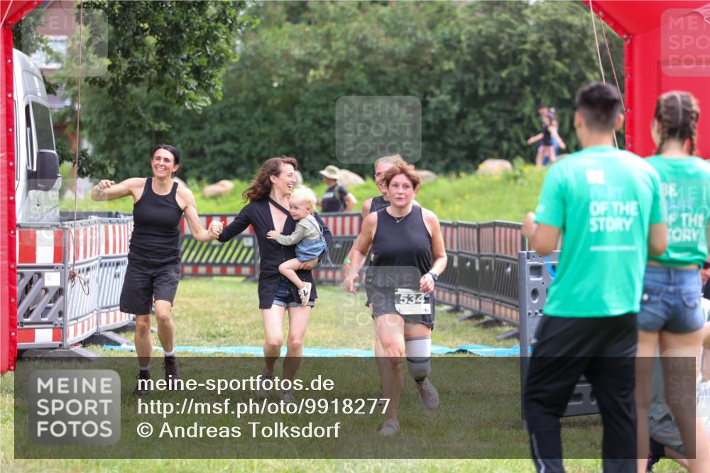 21.06.2026 - 29. Vierlanden-Triathlon Andreas Tolksdorf http://msf.ph/oto/9918277 21.06.2026 11:51:29 Ziel 299, 534, 612 meine-sportfotos.de