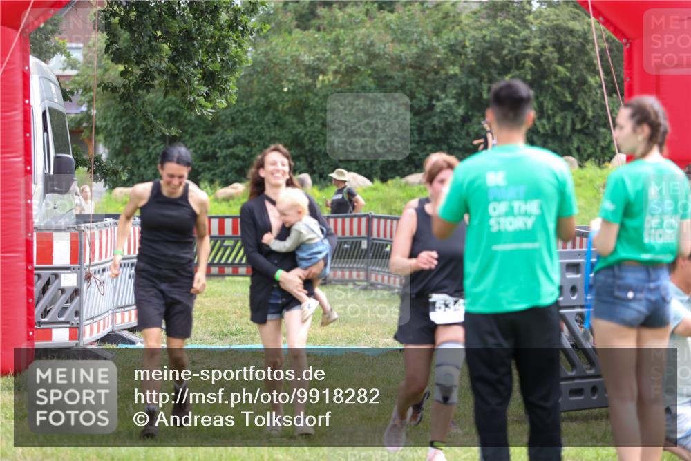21.06.2026 - 29. Vierlanden-Triathlon Andreas Tolksdorf http://msf.ph/oto/9918282 21.06.2026 11:51:30 Ziel 299, 534, 612 meine-sportfotos.de