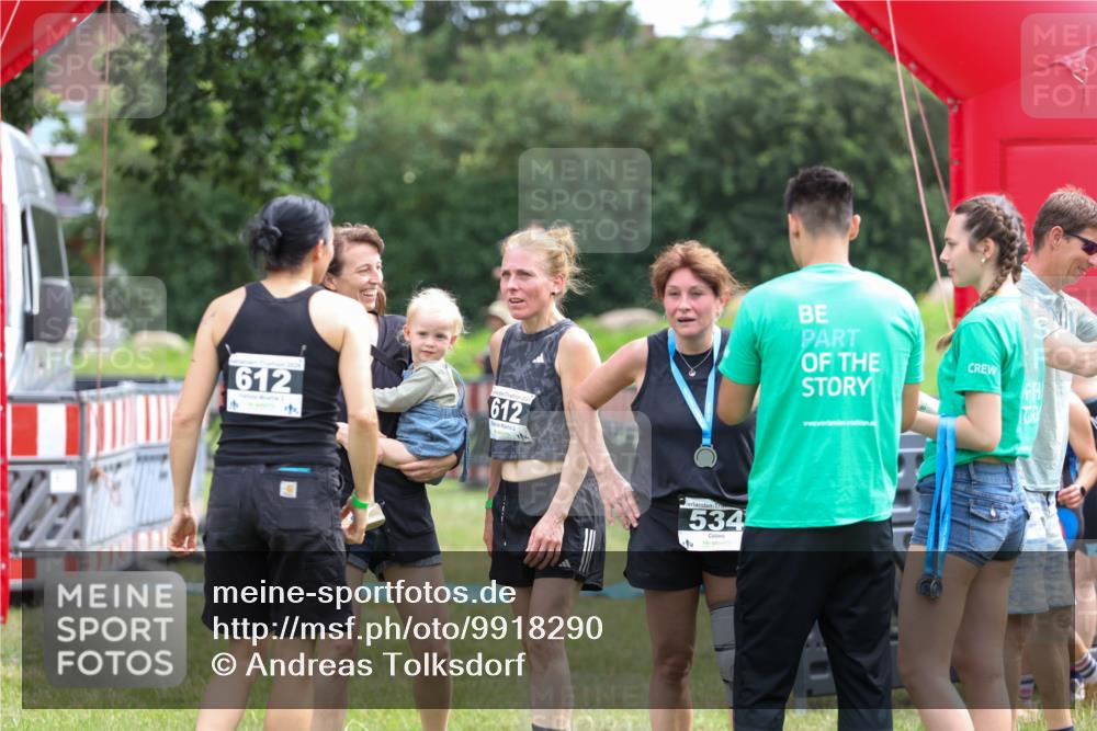 21.06.2026 - 29. Vierlanden-Triathlon Andreas Tolksdorf http://msf.ph/oto/9918290 21.06.2026 11:51:33 Ziel 299 meine-sportfotos.de