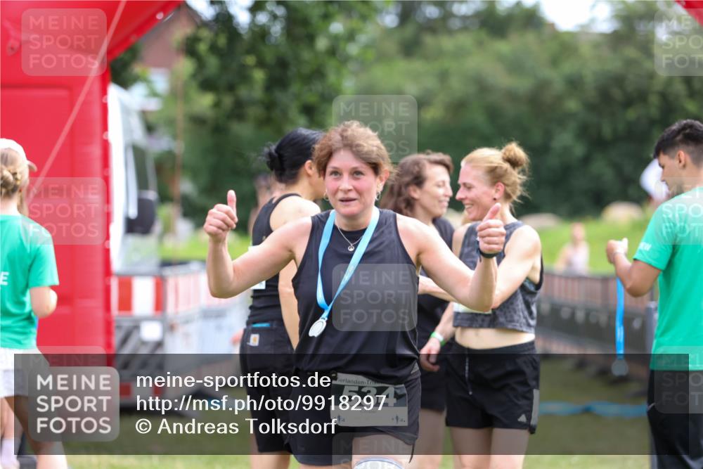 21.06.2026 - 29. Vierlanden-Triathlon Andreas Tolksdorf http://msf.ph/oto/9918297 21.06.2026 11:51:37 Ziel 299 meine-sportfotos.de