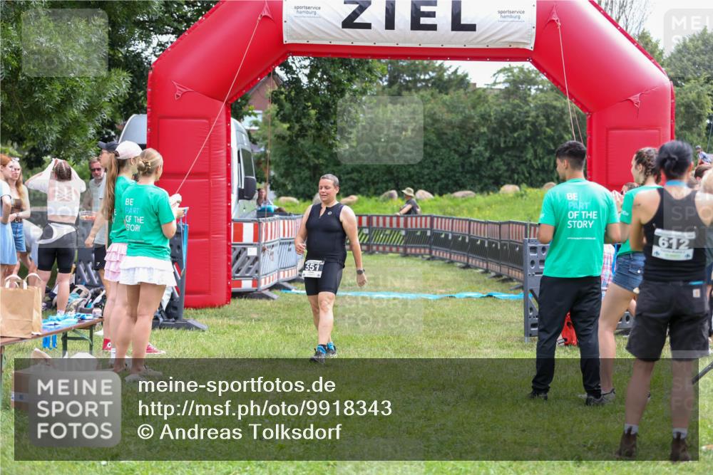 21.06.2026 - 29. Vierlanden-Triathlon Andreas Tolksdorf http://msf.ph/oto/9918343 21.06.2026 11:52:39 Ziel 402, 551 meine-sportfotos.de