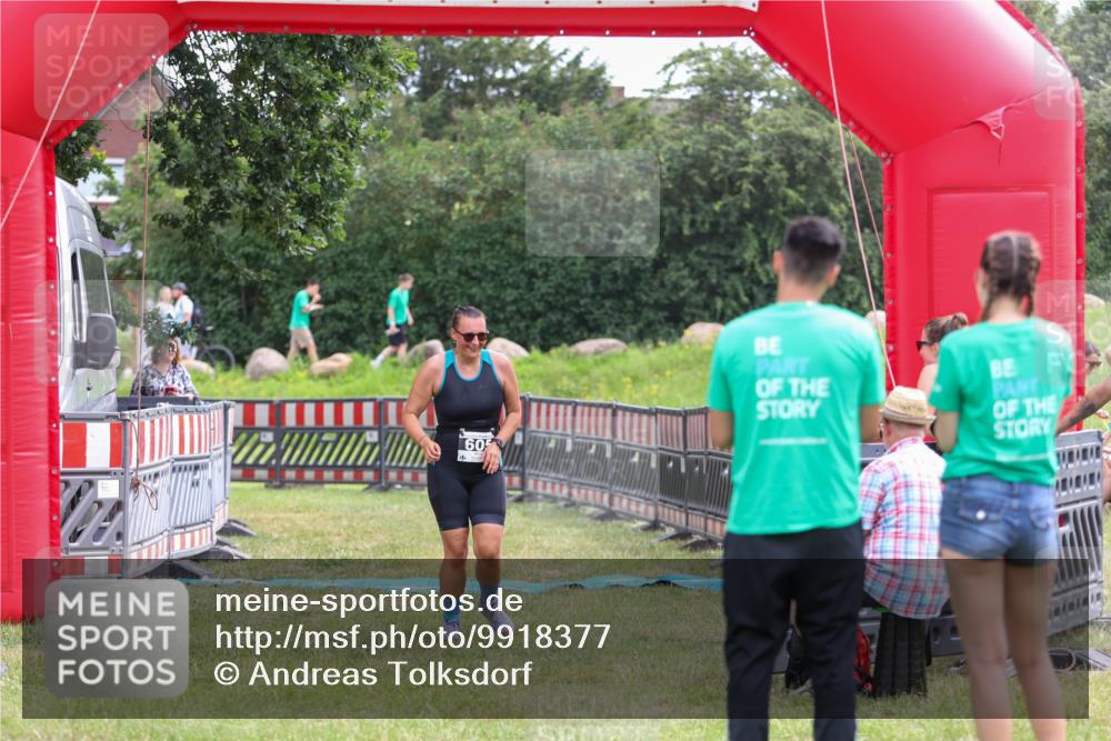 21.06.2026 - 29. Vierlanden-Triathlon Andreas Tolksdorf http://msf.ph/oto/9918377 21.06.2026 11:53:47 Ziel 605, 611 meine-sportfotos.de
