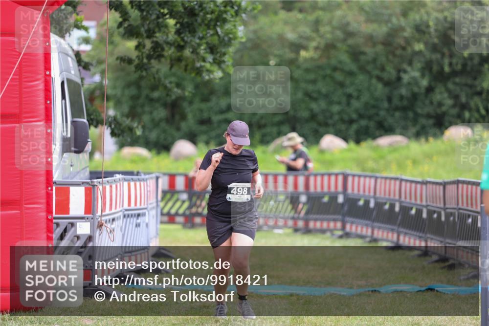 21.06.2026 - 29. Vierlanden-Triathlon Andreas Tolksdorf http://msf.ph/oto/9918421 21.06.2026 11:55:50 Ziel 498 meine-sportfotos.de