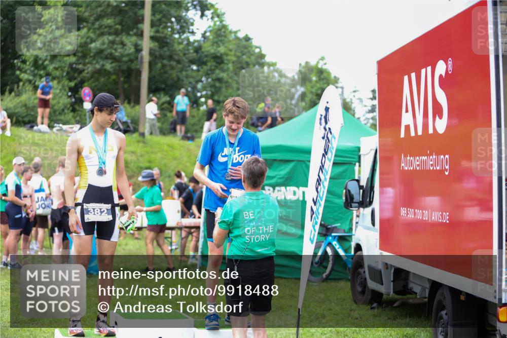 21.06.2026 - 29. Vierlanden-Triathlon Andreas Tolksdorf http://msf.ph/oto/9918488 21.06.2026 11:58:30 Ziel 595 meine-sportfotos.de