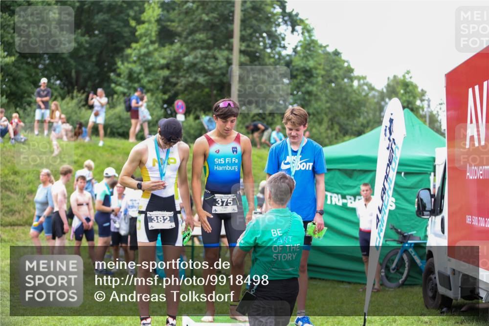 21.06.2026 - 29. Vierlanden-Triathlon Andreas Tolksdorf http://msf.ph/oto/9918498 21.06.2026 11:58:46 Ziel 589, 617 meine-sportfotos.de