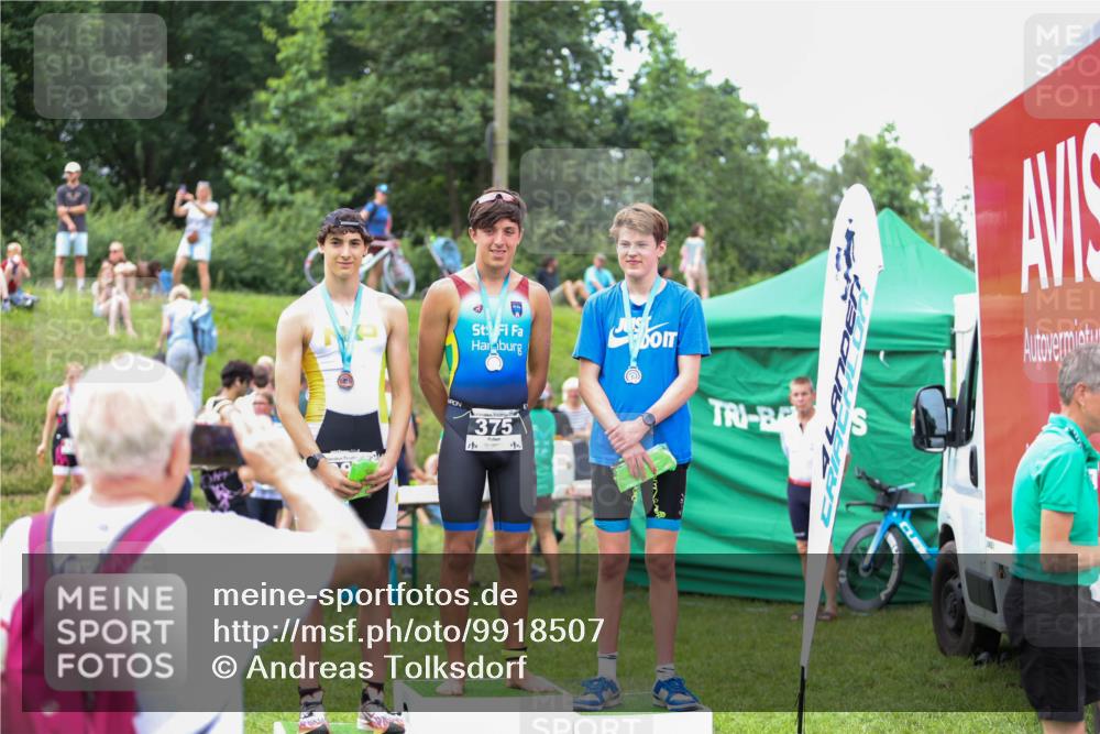 21.06.2026 - 29. Vierlanden-Triathlon Andreas Tolksdorf http://msf.ph/oto/9918507 21.06.2026 11:58:52 Ziel 589 meine-sportfotos.de