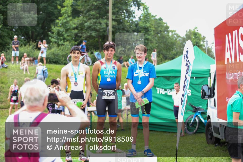 21.06.2026 - 29. Vierlanden-Triathlon Andreas Tolksdorf http://msf.ph/oto/9918509 21.06.2026 11:58:53 Ziel 589 meine-sportfotos.de