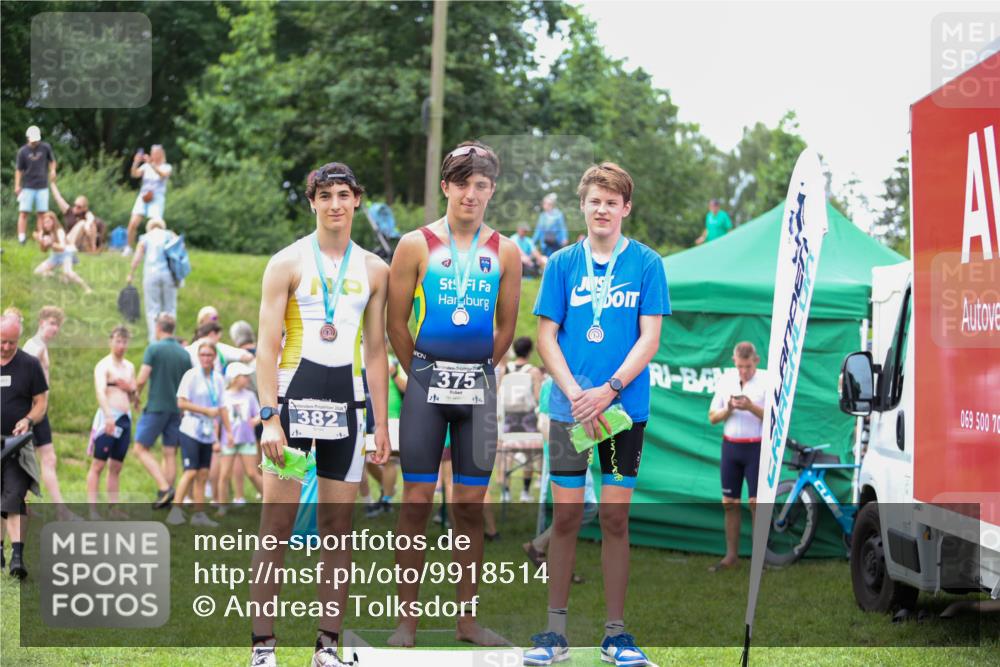 21.06.2026 - 29. Vierlanden-Triathlon Andreas Tolksdorf http://msf.ph/oto/9918514 21.06.2026 11:59:01 Ziel  meine-sportfotos.de