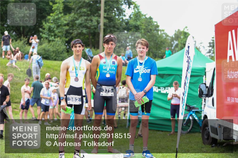 21.06.2026 - 29. Vierlanden-Triathlon Andreas Tolksdorf http://msf.ph/oto/9918515 21.06.2026 11:59:01 Ziel  meine-sportfotos.de