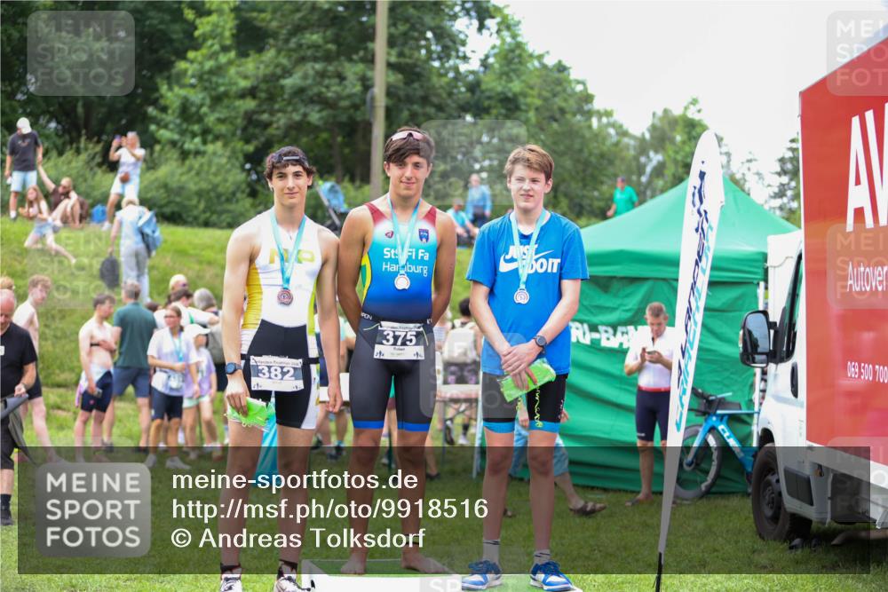 21.06.2026 - 29. Vierlanden-Triathlon Andreas Tolksdorf http://msf.ph/oto/9918516 21.06.2026 11:59:01 Ziel  meine-sportfotos.de