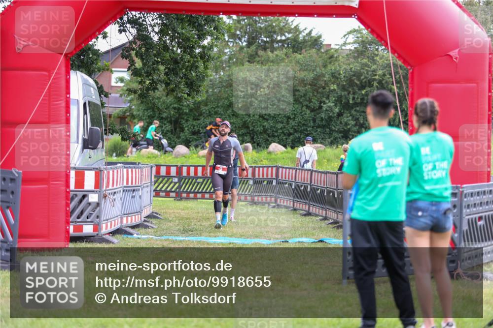 21.06.2026 - 29. Vierlanden-Triathlon Andreas Tolksdorf http://msf.ph/oto/9918655 21.06.2026 12:19:33 Ziel 9, 132 meine-sportfotos.de