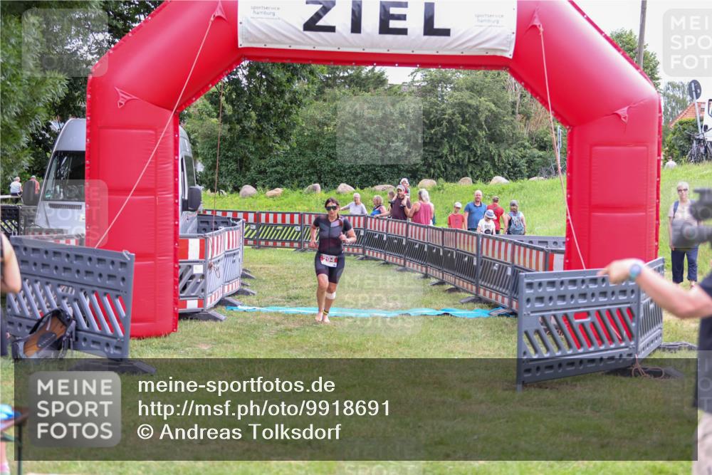 21.06.2026 - 29. Vierlanden-Triathlon Andreas Tolksdorf http://msf.ph/oto/9918691 21.06.2026 12:22:28 Ziel 294 meine-sportfotos.de
