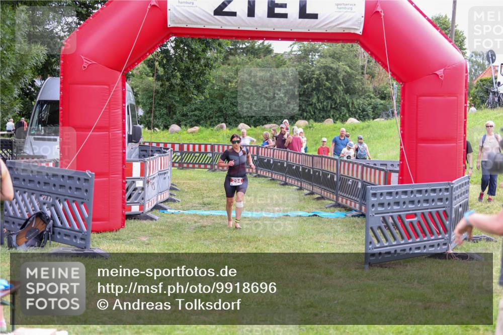 21.06.2026 - 29. Vierlanden-Triathlon Andreas Tolksdorf http://msf.ph/oto/9918696 21.06.2026 12:22:28 Ziel 294 meine-sportfotos.de