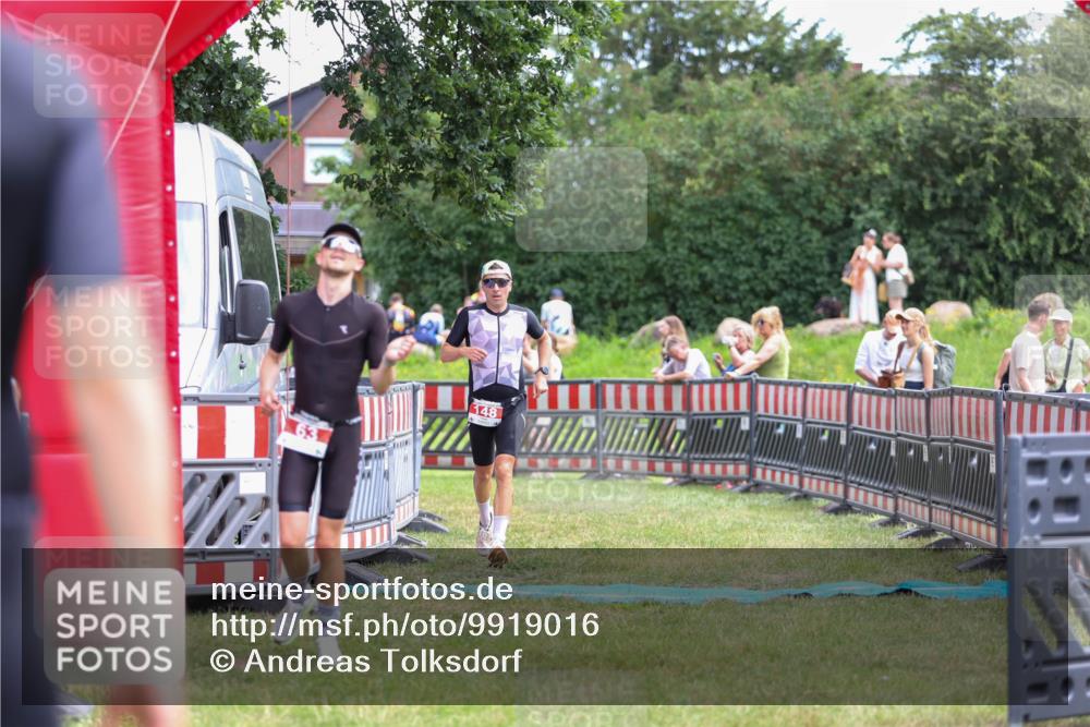21.06.2026 - 29. Vierlanden-Triathlon Andreas Tolksdorf http://msf.ph/oto/9919016 21.06.2026 12:36:50 Ziel 63, 148 meine-sportfotos.de