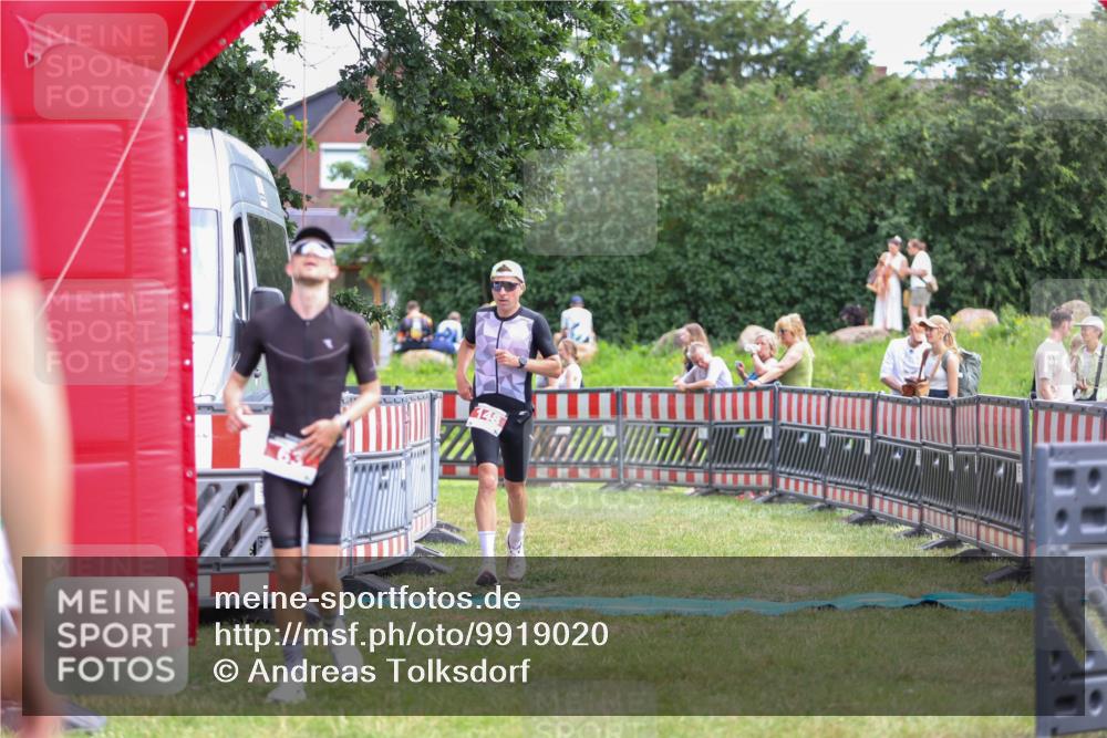 21.06.2026 - 29. Vierlanden-Triathlon Andreas Tolksdorf http://msf.ph/oto/9919020 21.06.2026 12:36:50 Ziel 63, 148 meine-sportfotos.de