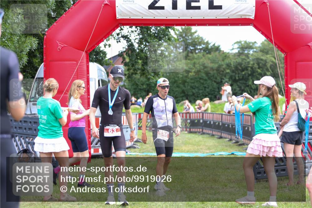 21.06.2026 - 29. Vierlanden-Triathlon Andreas Tolksdorf http://msf.ph/oto/9919026 21.06.2026 12:36:55 Ziel 148 meine-sportfotos.de