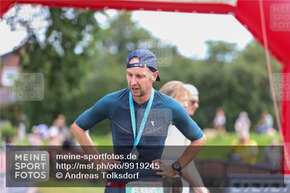 21.06.2026 - 29. Vierlanden-Triathlon Andreas Tolksdorf http://msf.ph/oto/9919245 21.06.2026 12:45:58 Ziel  meine-sportfotos.de