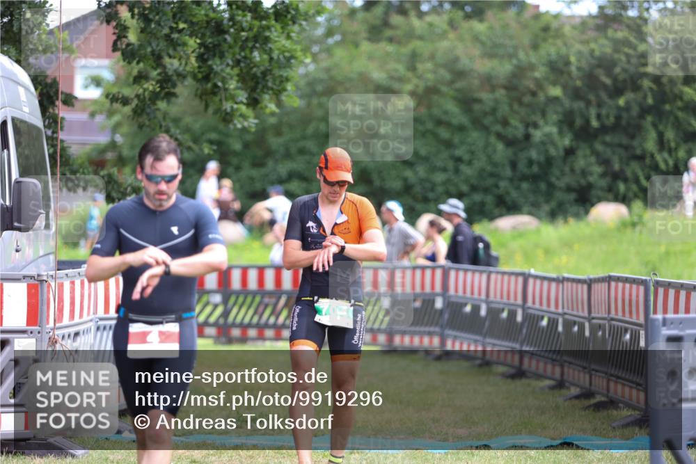 21.06.2026 - 29. Vierlanden-Triathlon Andreas Tolksdorf http://msf.ph/oto/9919296 21.06.2026 12:47:11 Ziel 4, 704 meine-sportfotos.de