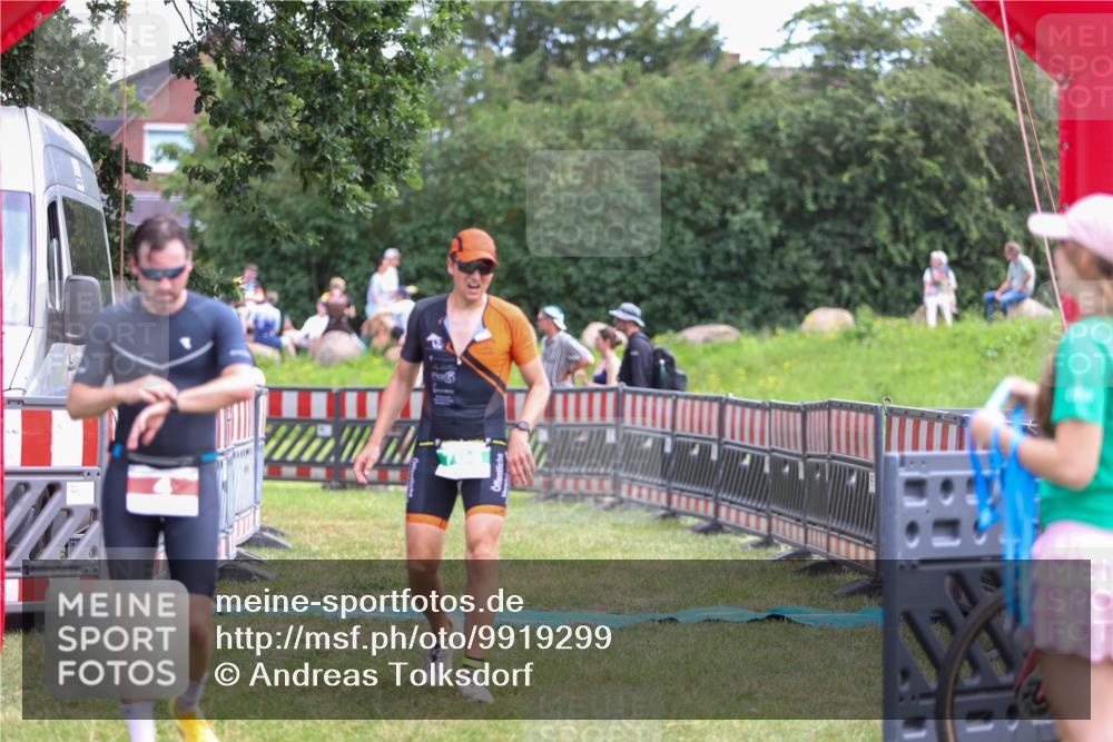21.06.2026 - 29. Vierlanden-Triathlon Andreas Tolksdorf http://msf.ph/oto/9919299 21.06.2026 12:47:12 Ziel 4, 704 meine-sportfotos.de