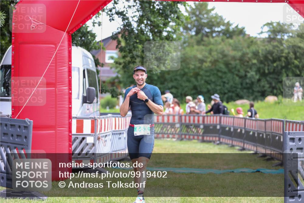 21.06.2026 - 29. Vierlanden-Triathlon Andreas Tolksdorf http://msf.ph/oto/9919402 21.06.2026 12:49:10 Ziel 175, 663, 920 meine-sportfotos.de
